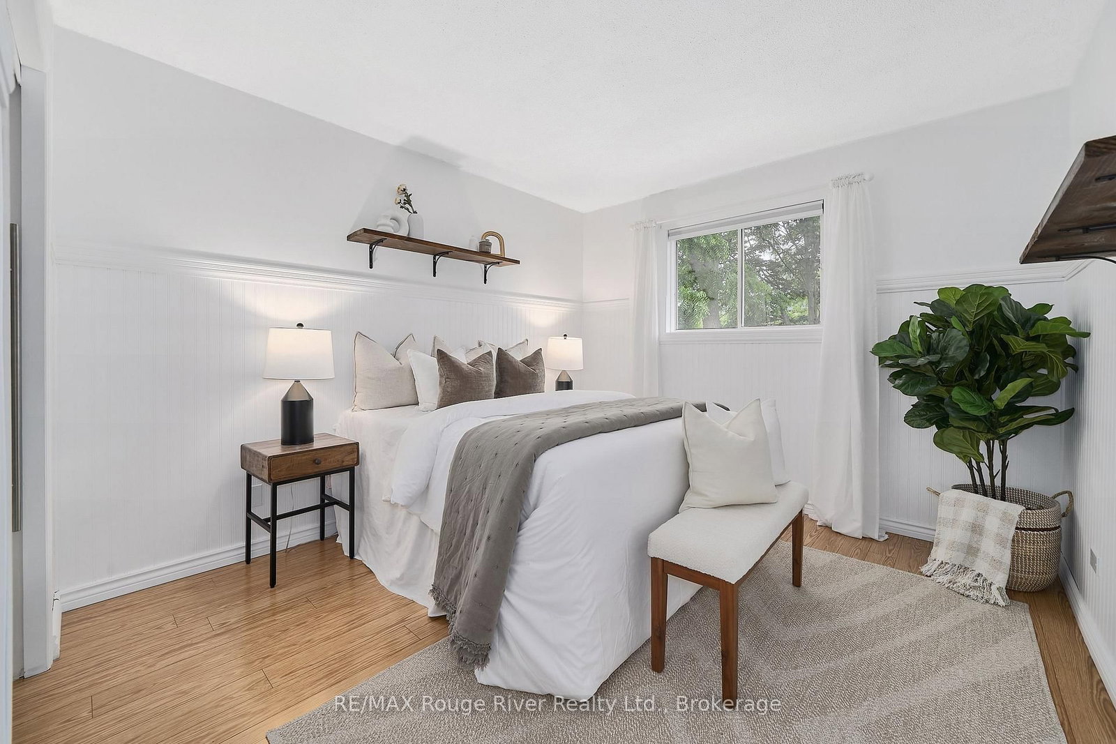 100 Queen Street • Clarington, ON photo 30