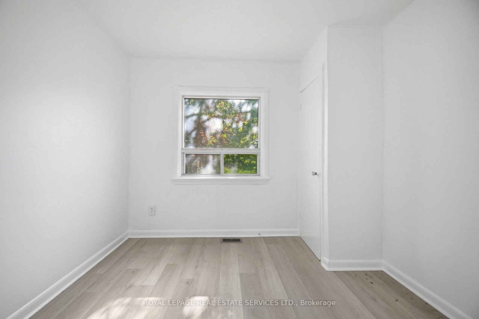 76-78 Lewis Street • Toronto, ON photo 12
