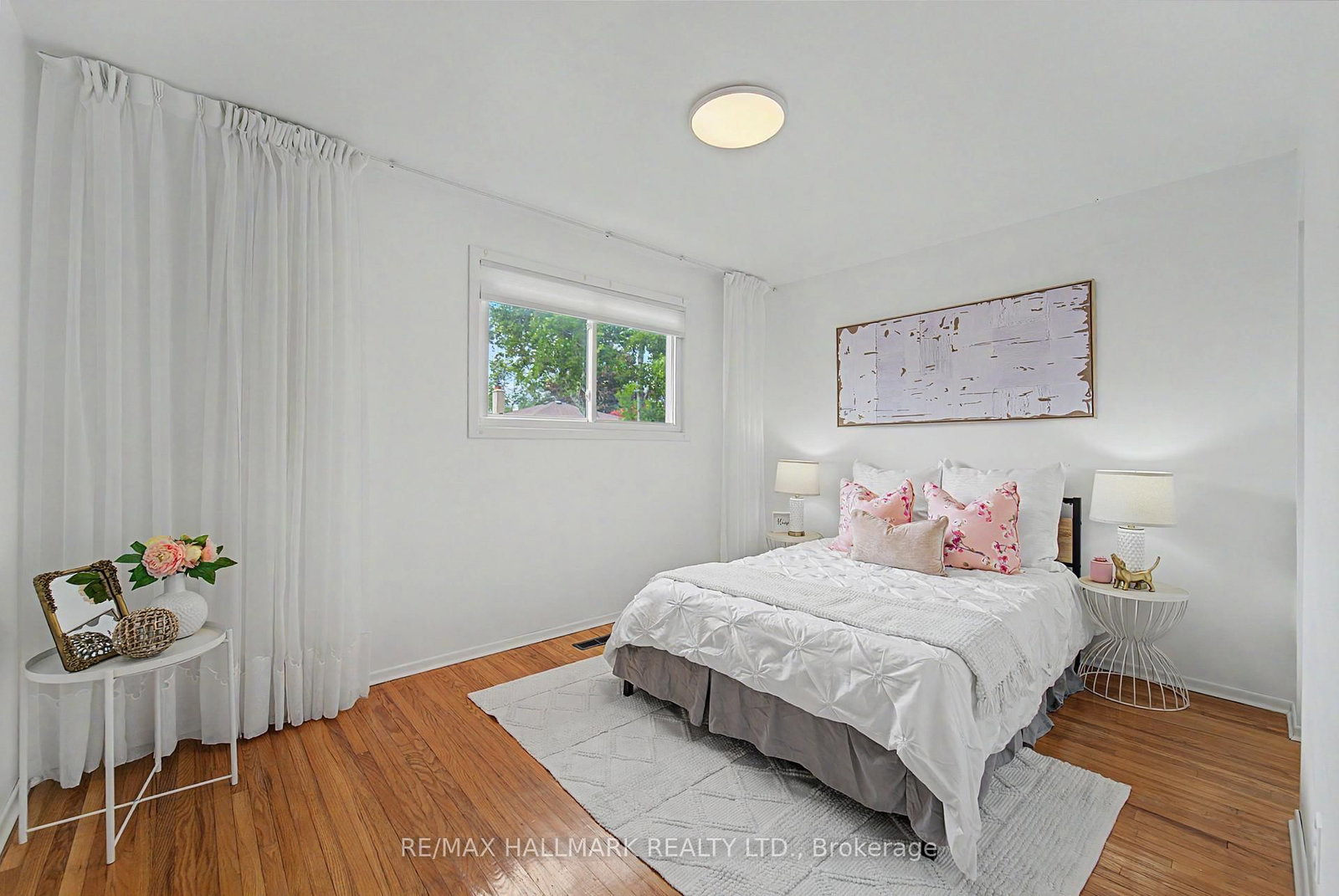 10 Cockburn Drive • Toronto, ON photo 13