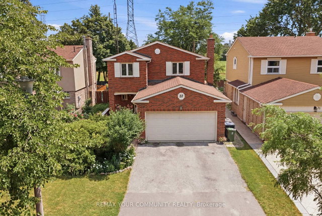 37 Longbow Square