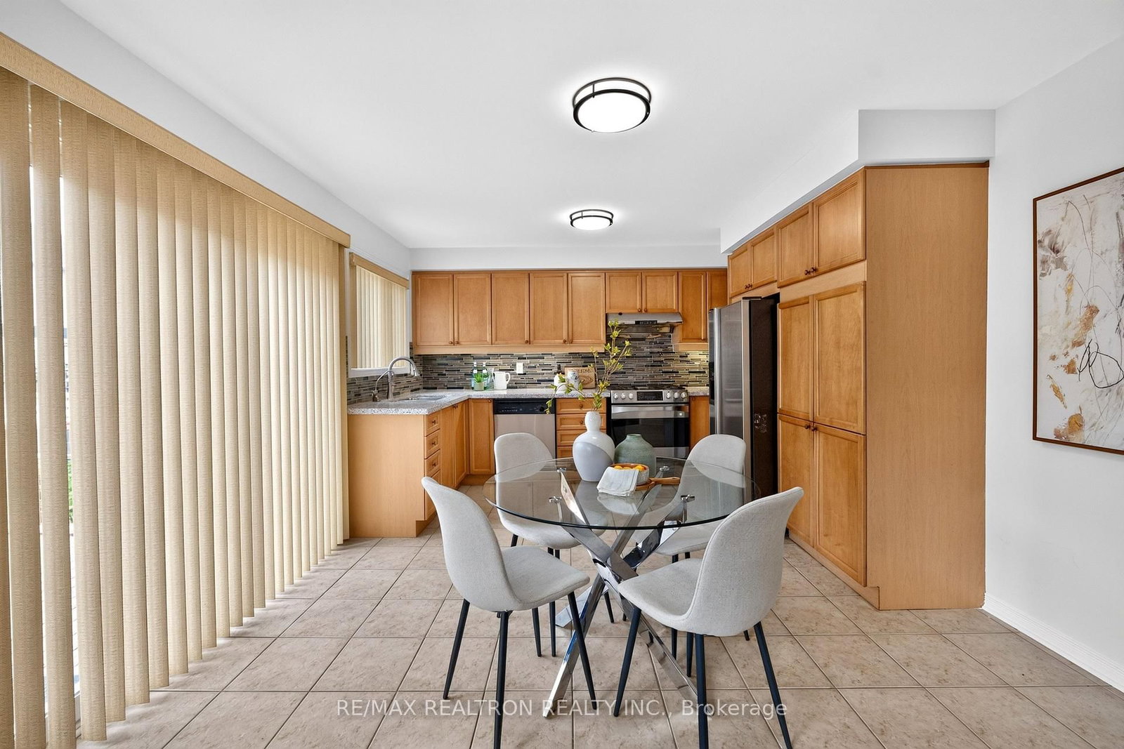 18 Sivyer Crescent • Ajax, ON photo 9