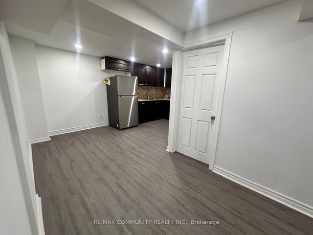 18 Hearth Place