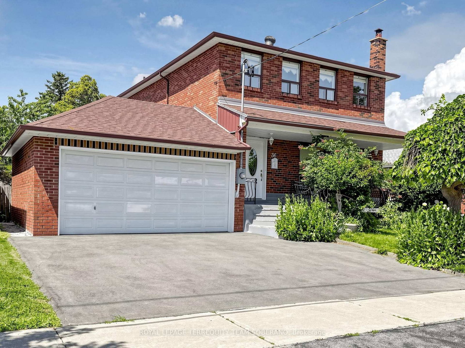 Property at 36 Lyon Heights