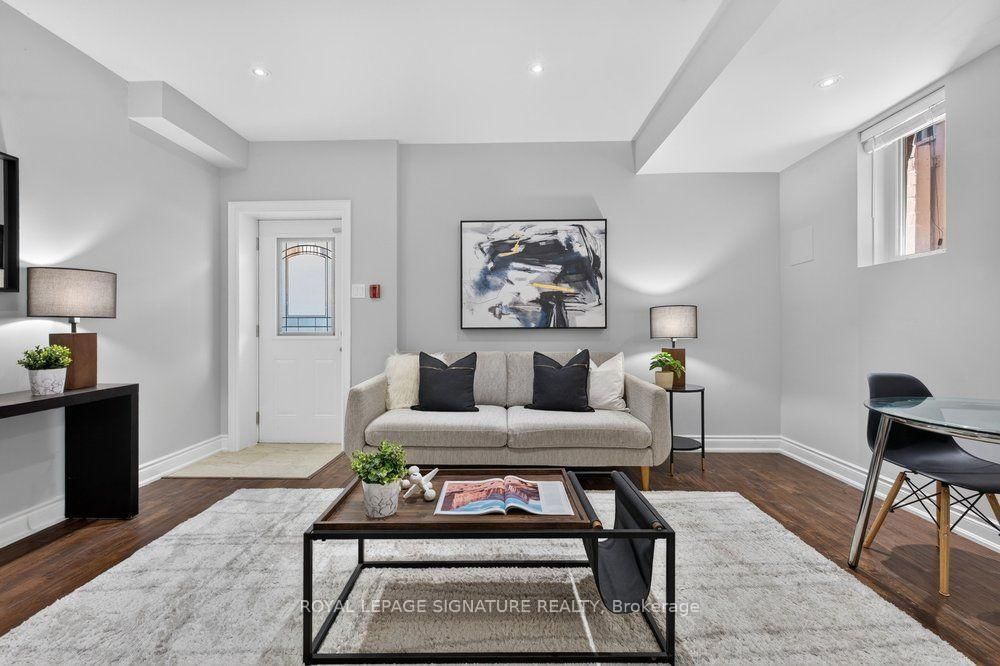 Lower-61B Bexhill Avenue, Toronto, ON, photo 2