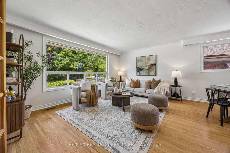 17 Chancellor Drive