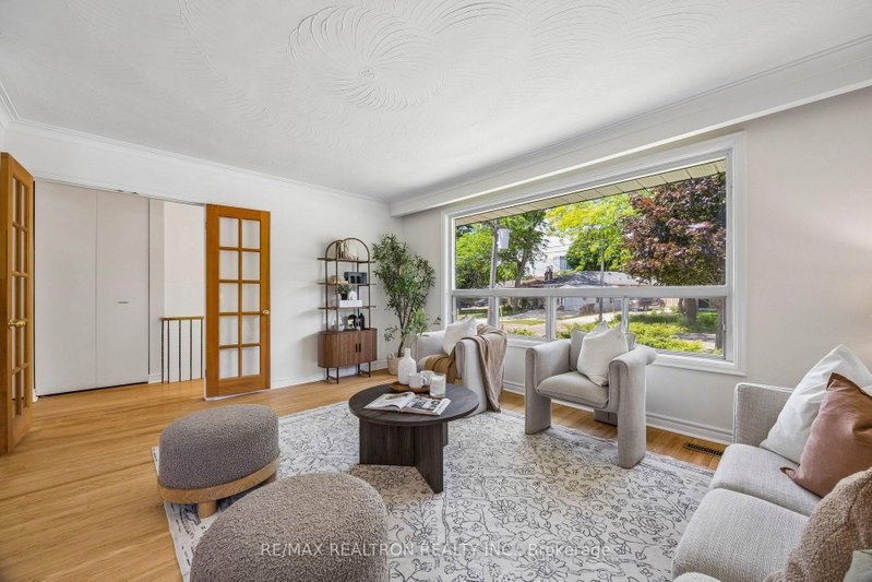 17 Chancellor Drive