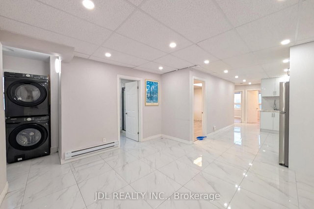 2nd Floor - 1954 Danforth Avenue