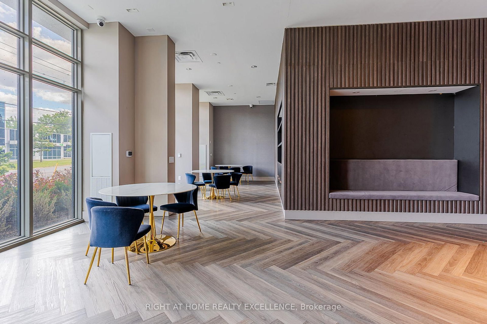 3220 Sheppard Avenue • #1404 • Toronto, ON photo 18