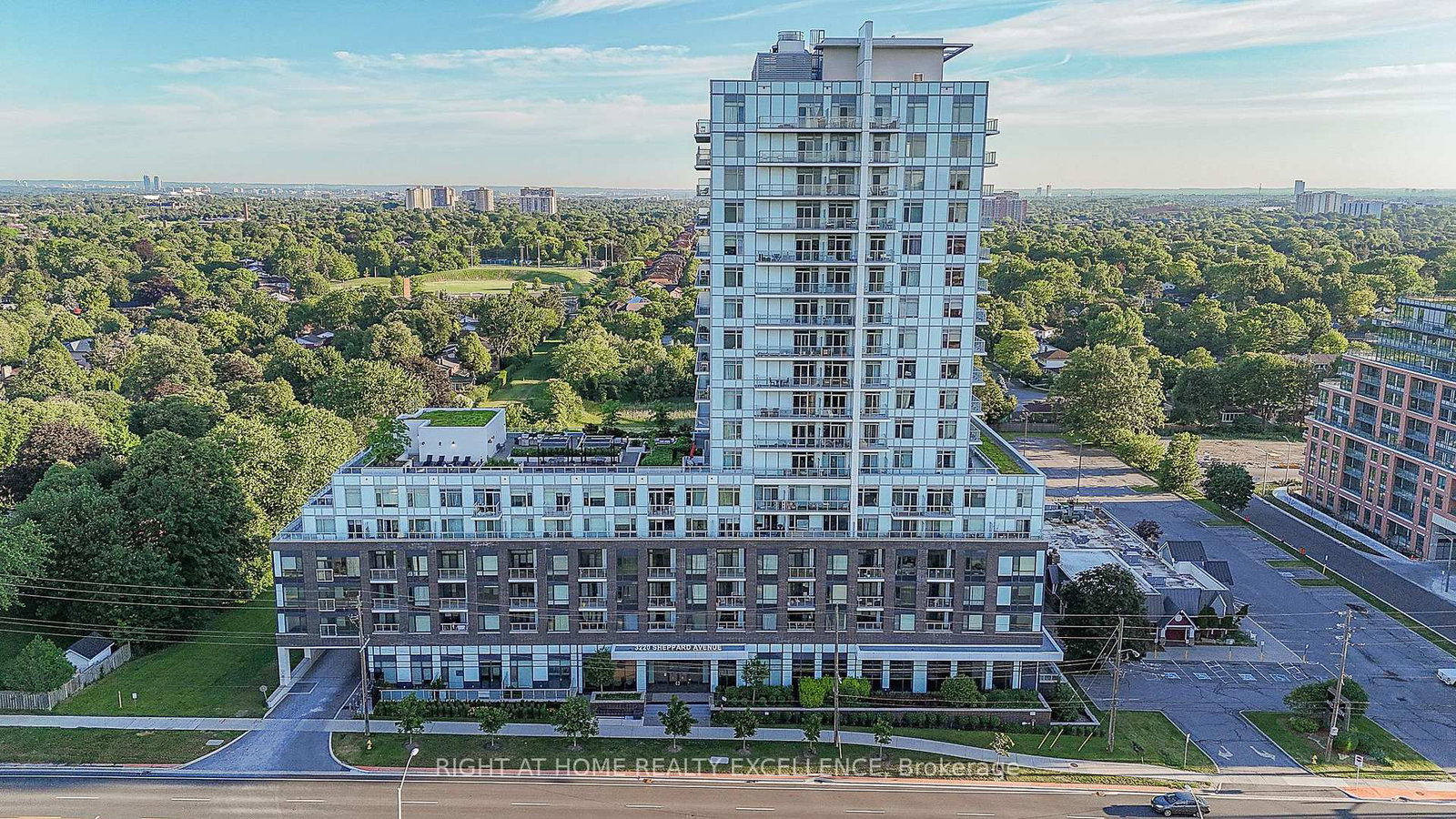 3220 Sheppard Avenue • #1404 • Toronto, ON photo 29