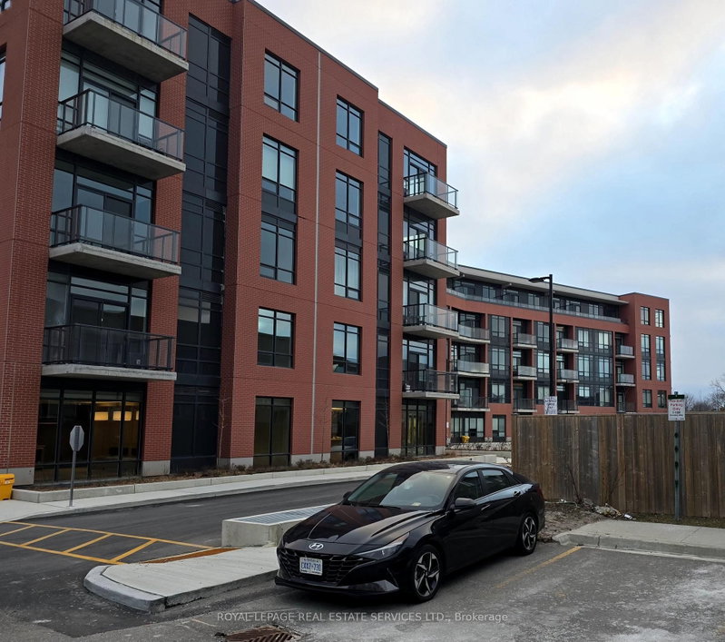518 - 1010 Dundas Street E