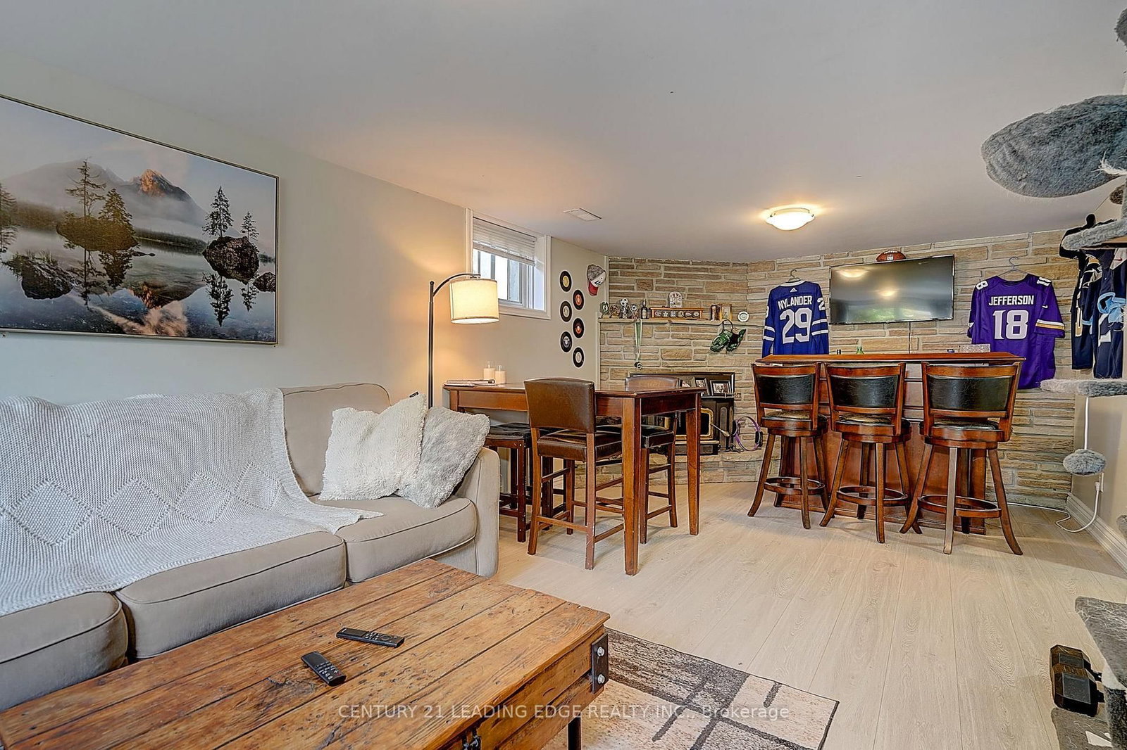 284 DOVER Street • Oshawa, ON photo 43