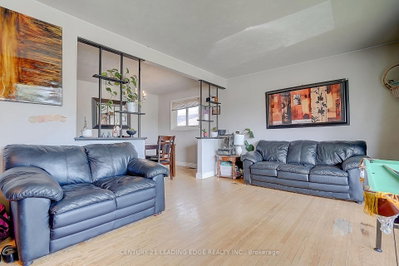 284 DOVER Street • Oshawa, ON photo 9