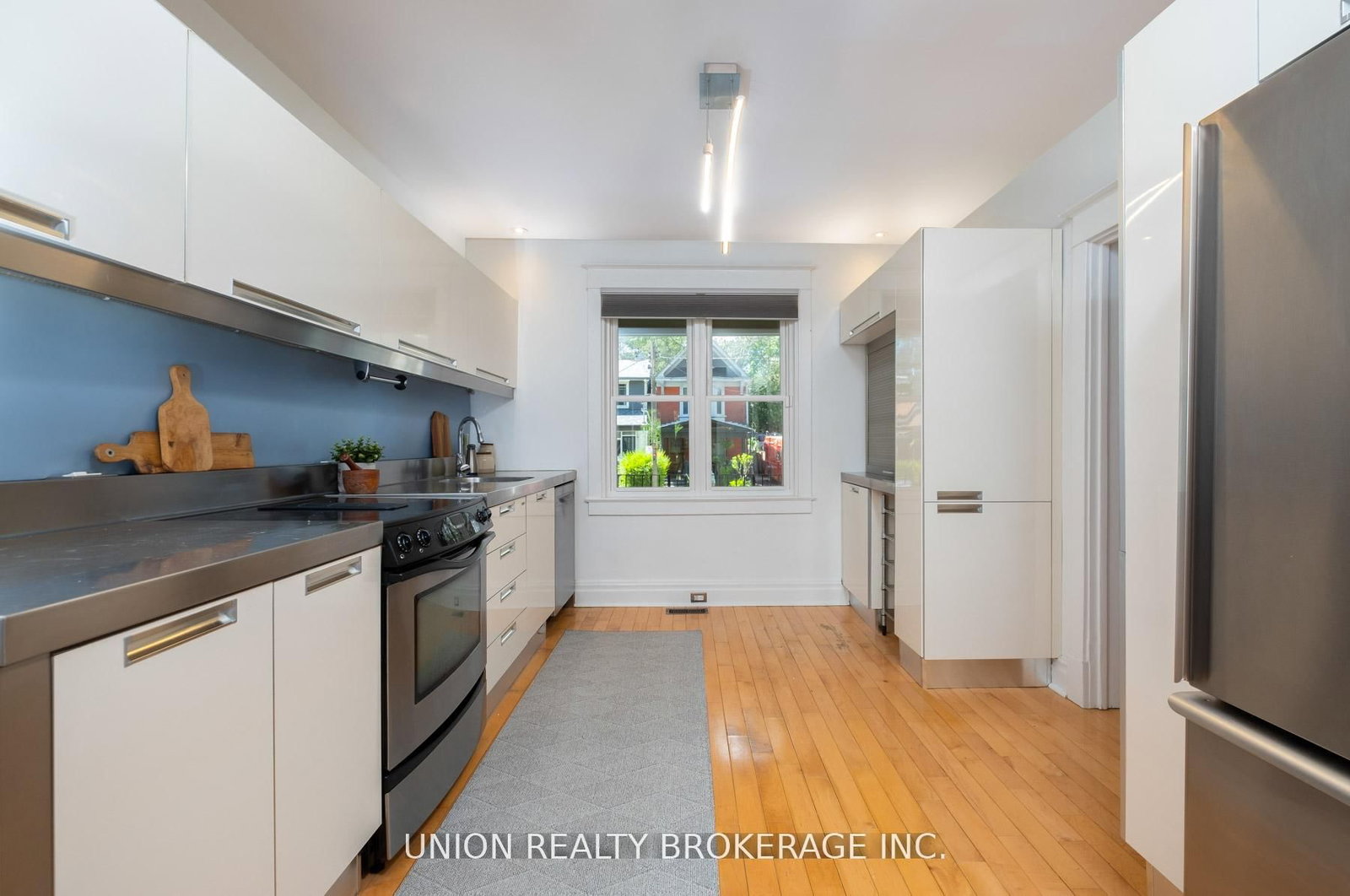 99 Hiawatha Road • Toronto, ON photo 6