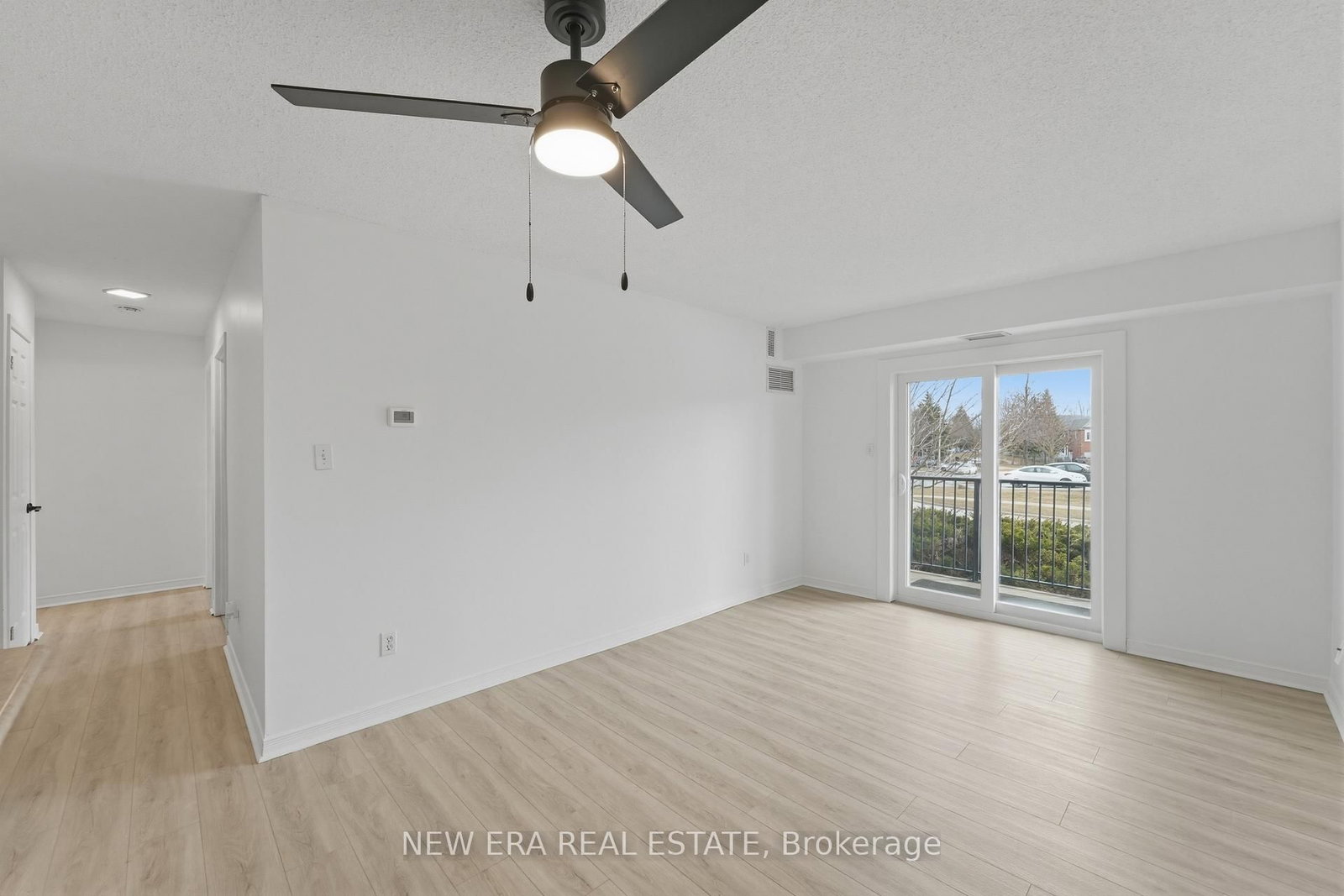 106 Aspen Springs Drive • #109 • Clarington, ON photo 15