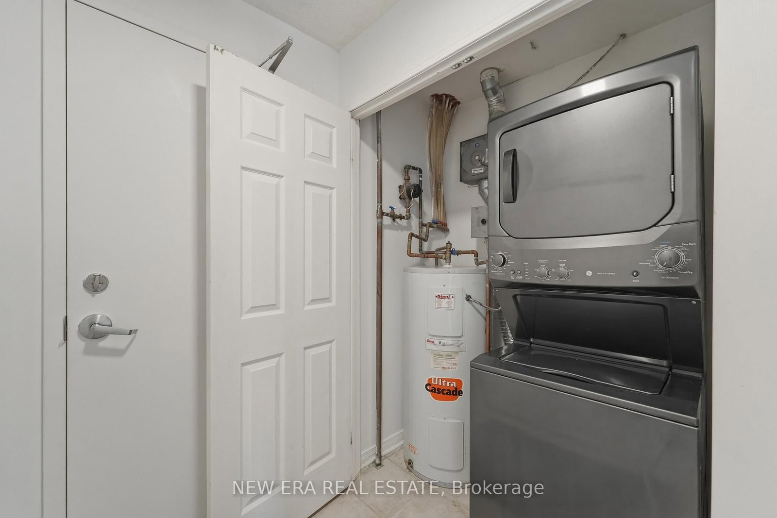 106 Aspen Springs Drive • #109 • Clarington, ON photo 5