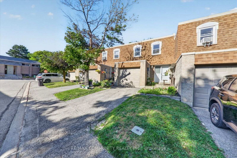 15 - 850 Huntingwood Drive