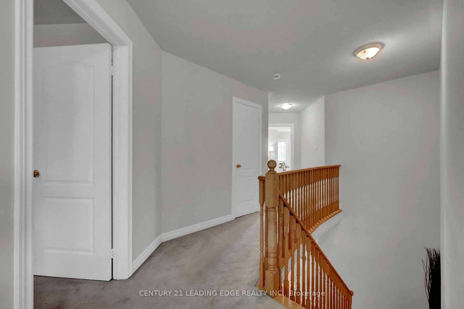319 Mapleview Court • Pickering, ON photo 35