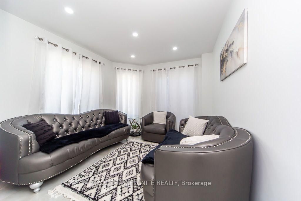 189 Dadson Drive • Clarington, ON photo 15