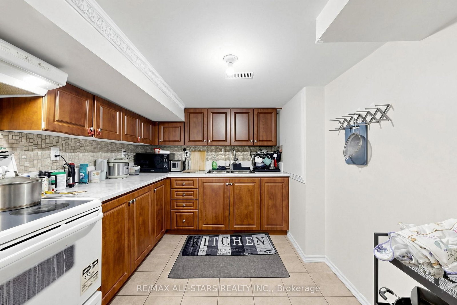 13 Boulderbrook Drive • Toronto, ON photo 29