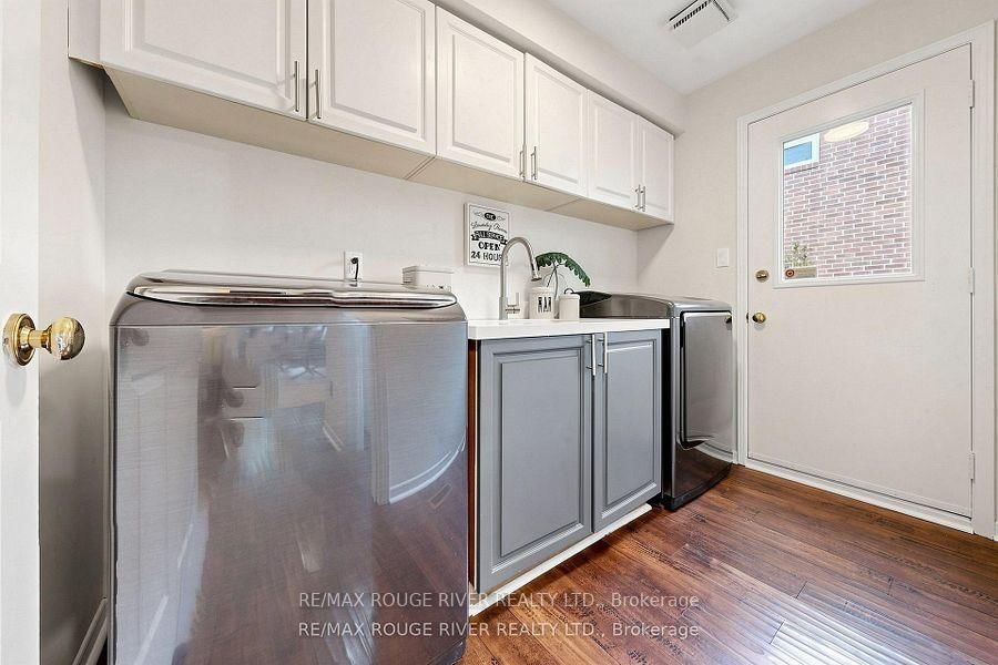 1110 Timber Court • Pickering, ON photo 17