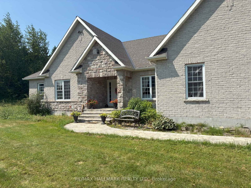 home for sale on 11110 Simcoe Street N