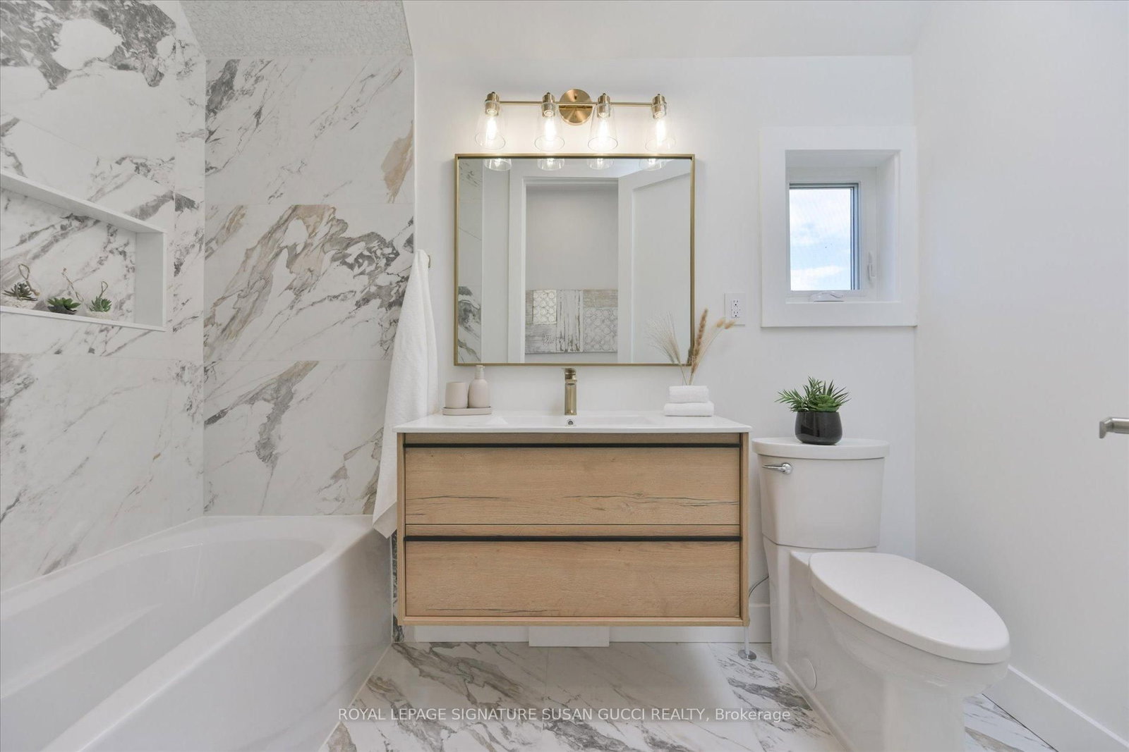 223 Queensdale Avenue • Toronto, ON photo 24