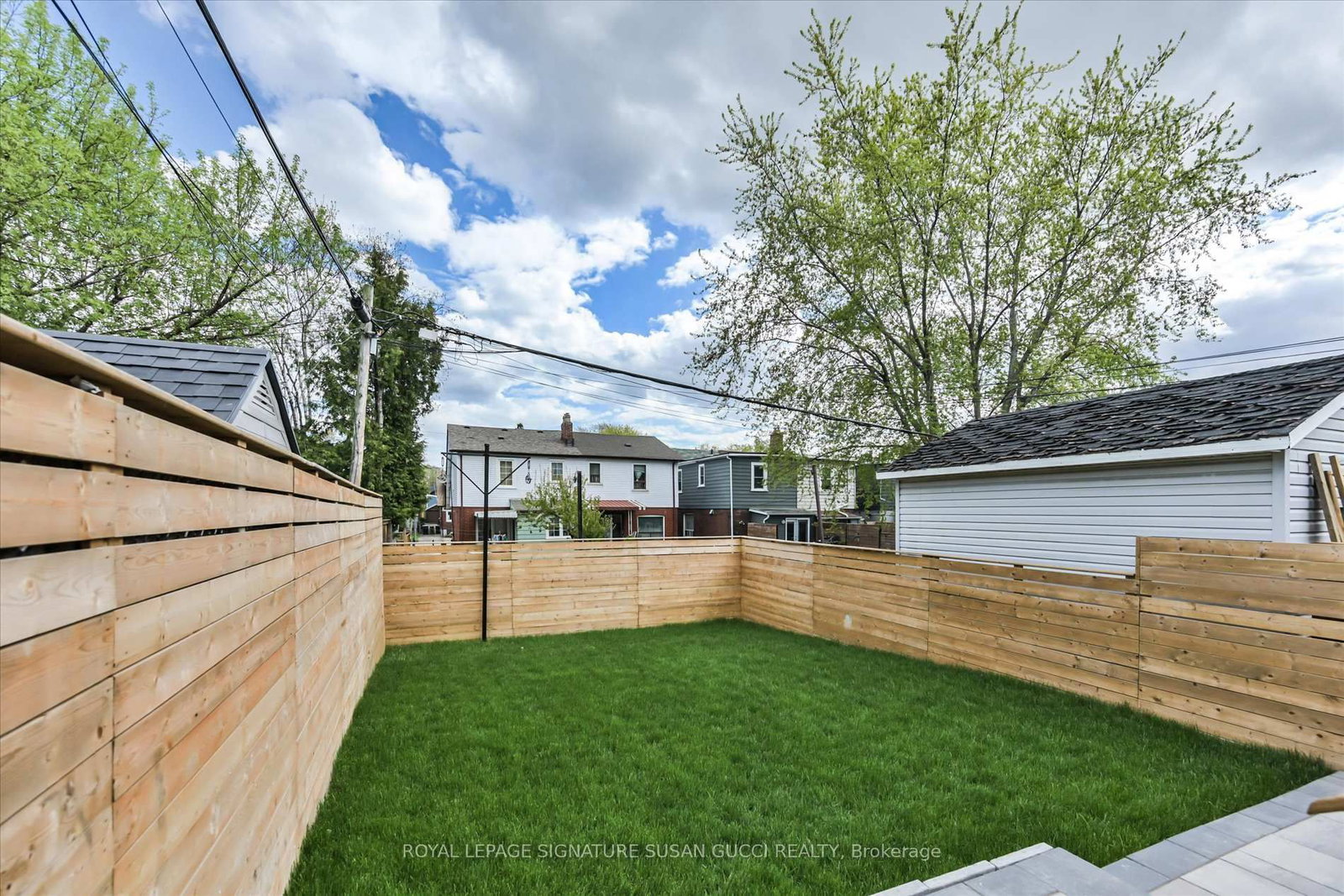 223 Queensdale Avenue • Toronto, ON photo 39