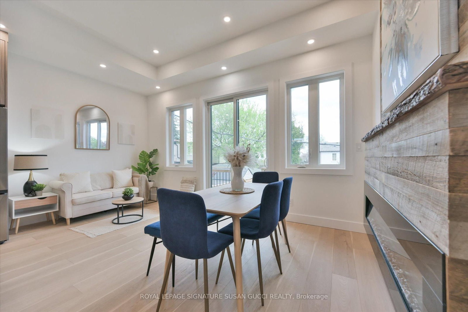 223 Queensdale Avenue • Toronto, ON photo 9