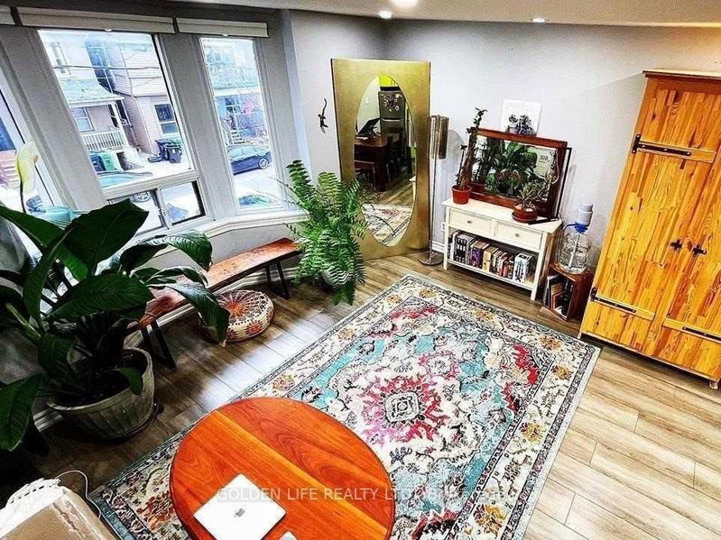home for lease on Upper-786 Pape Avenue