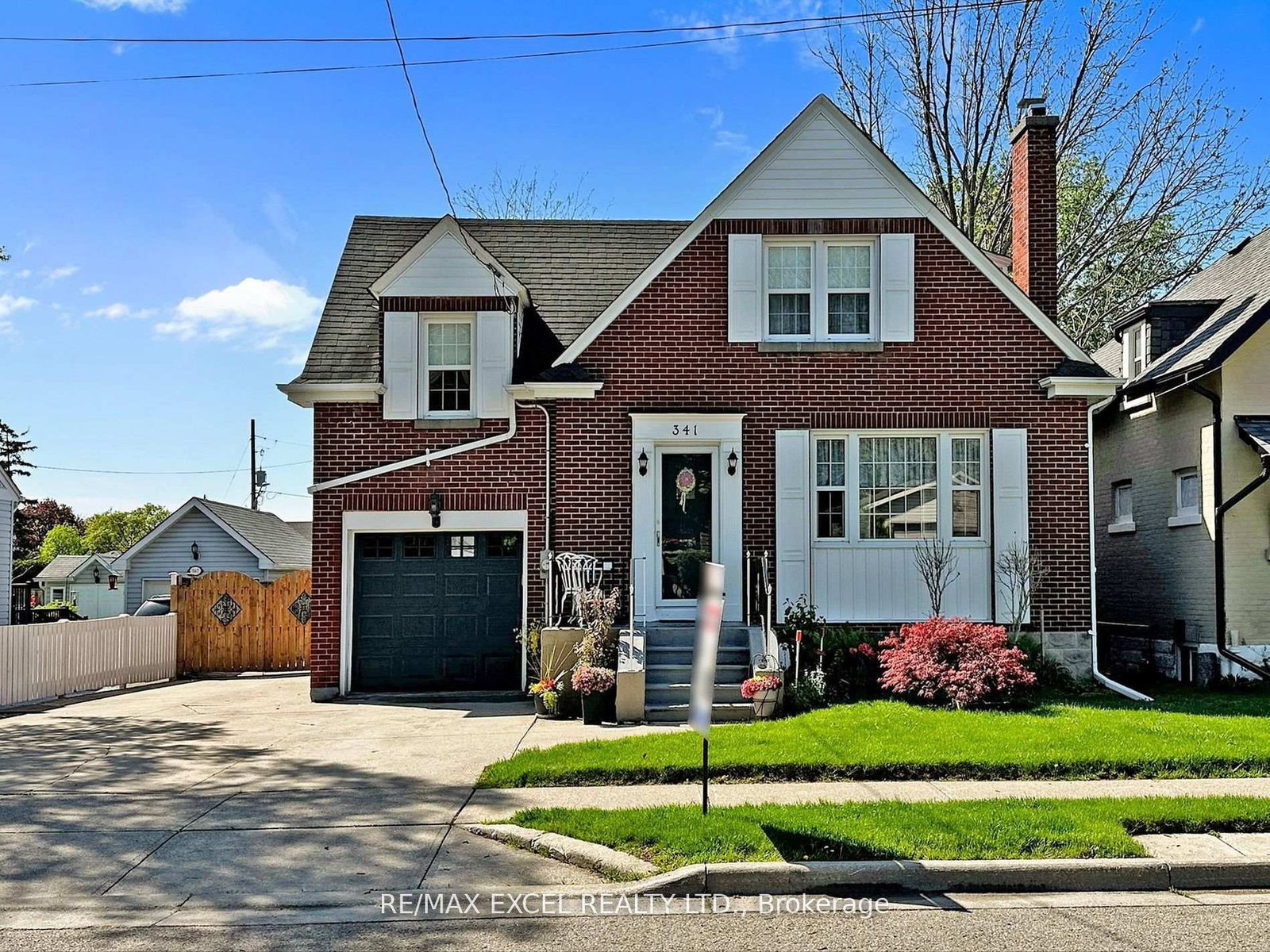 Detached House for sale at 341 Richmond Street, Oshawa, Ontario, L1G 1E8 - O'Neill - MLS: E13551550