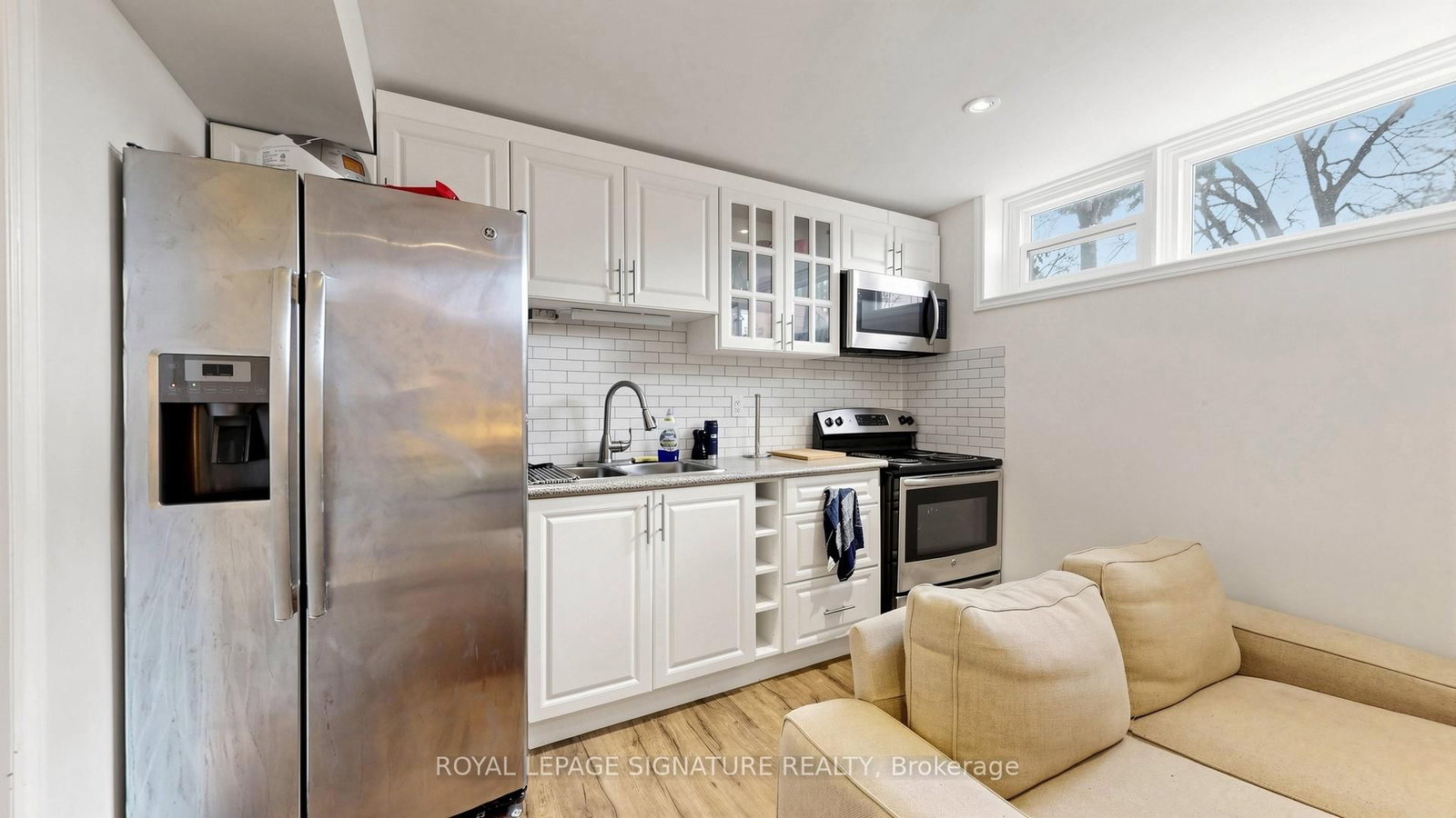 33 Neapolitan Drive • Toronto, ON photo 33