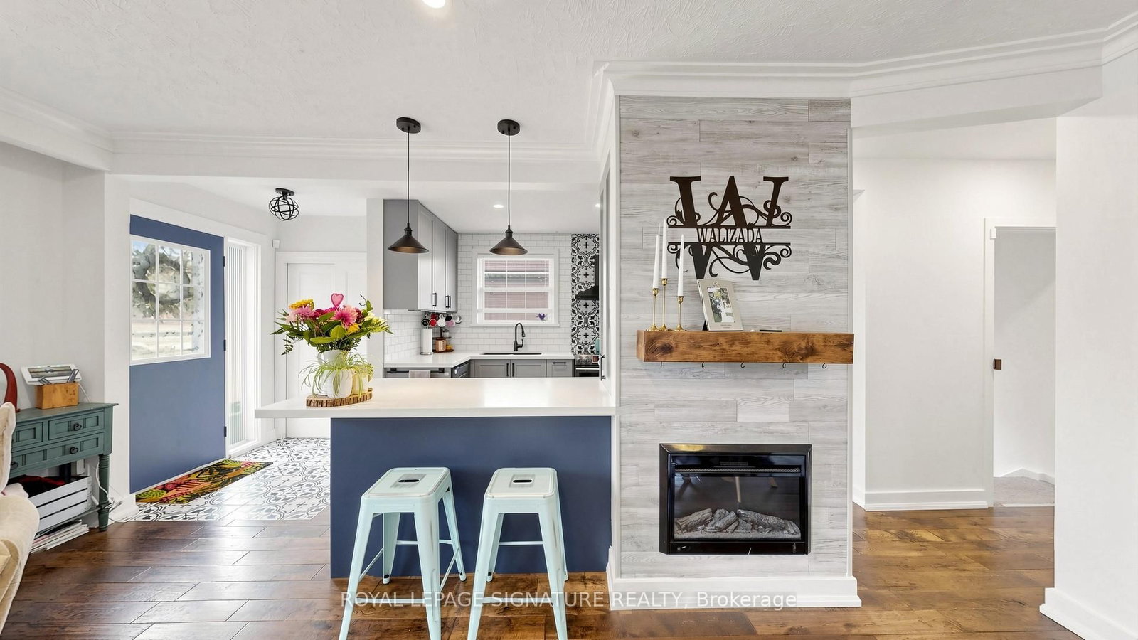 33 Neapolitan Drive • Toronto, ON photo 8