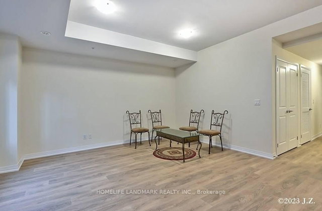 1302 - 2635 William Jackson Drive
