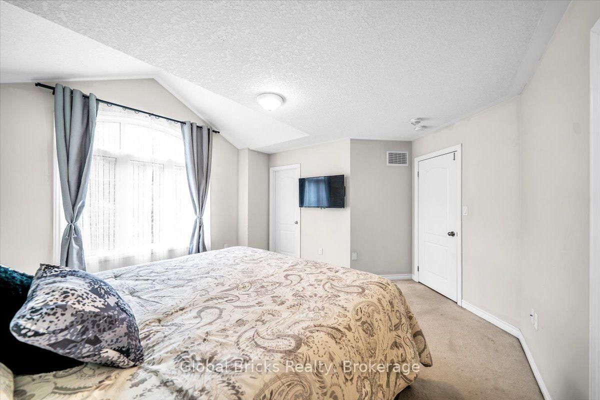 47 Holyrod Drive - Photo 39