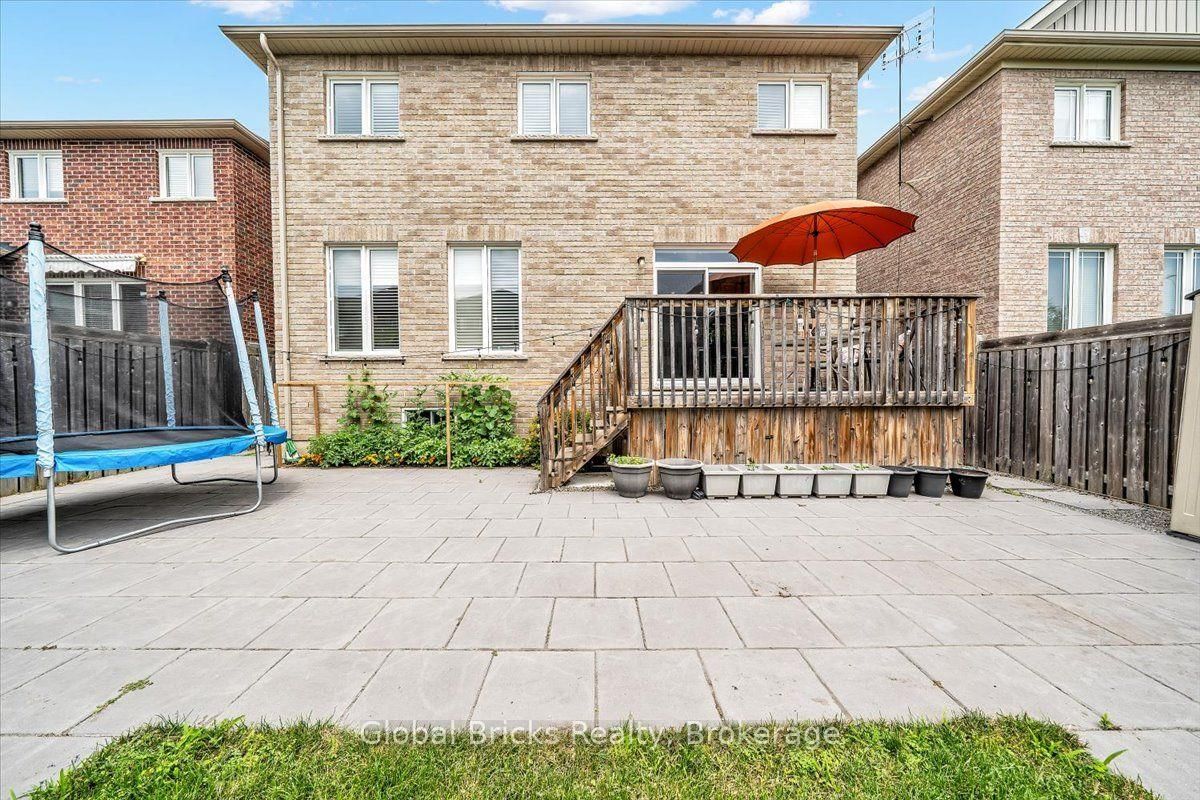47 Holyrod Drive • Clarington, ON photo 45