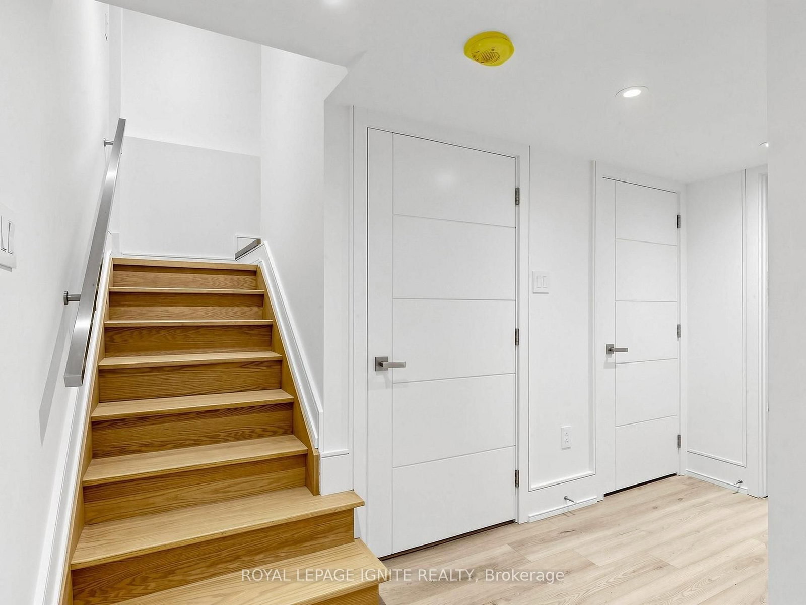 160 Manse Road N • Toronto, ON photo 40