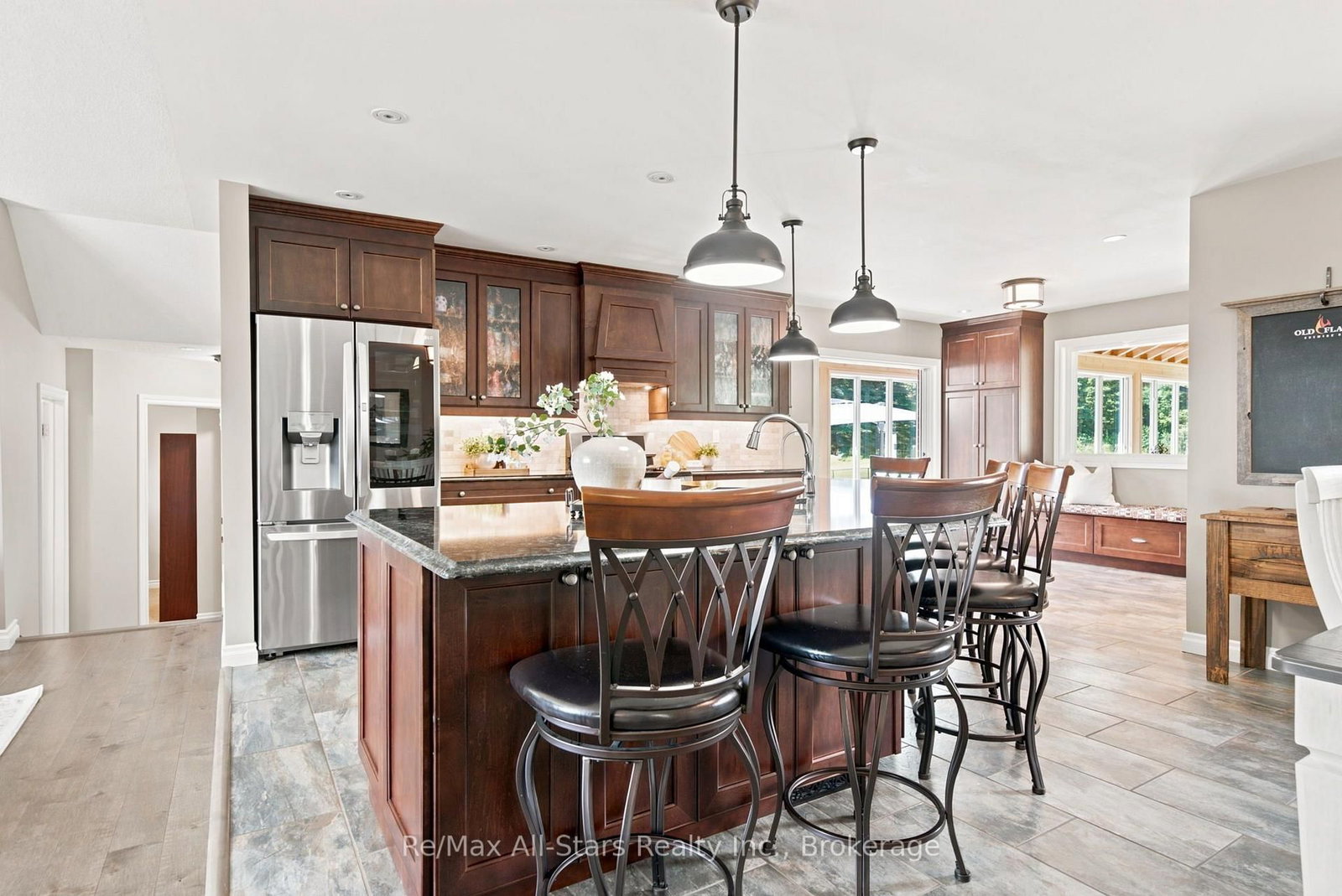 21180 Brunon Avenue • Scugog, ON photo 9