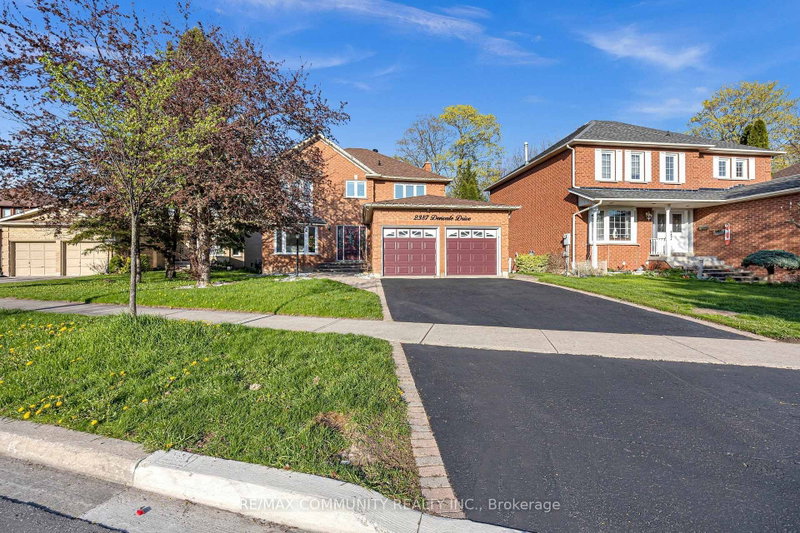 2387 Denvale Drive, Pickering