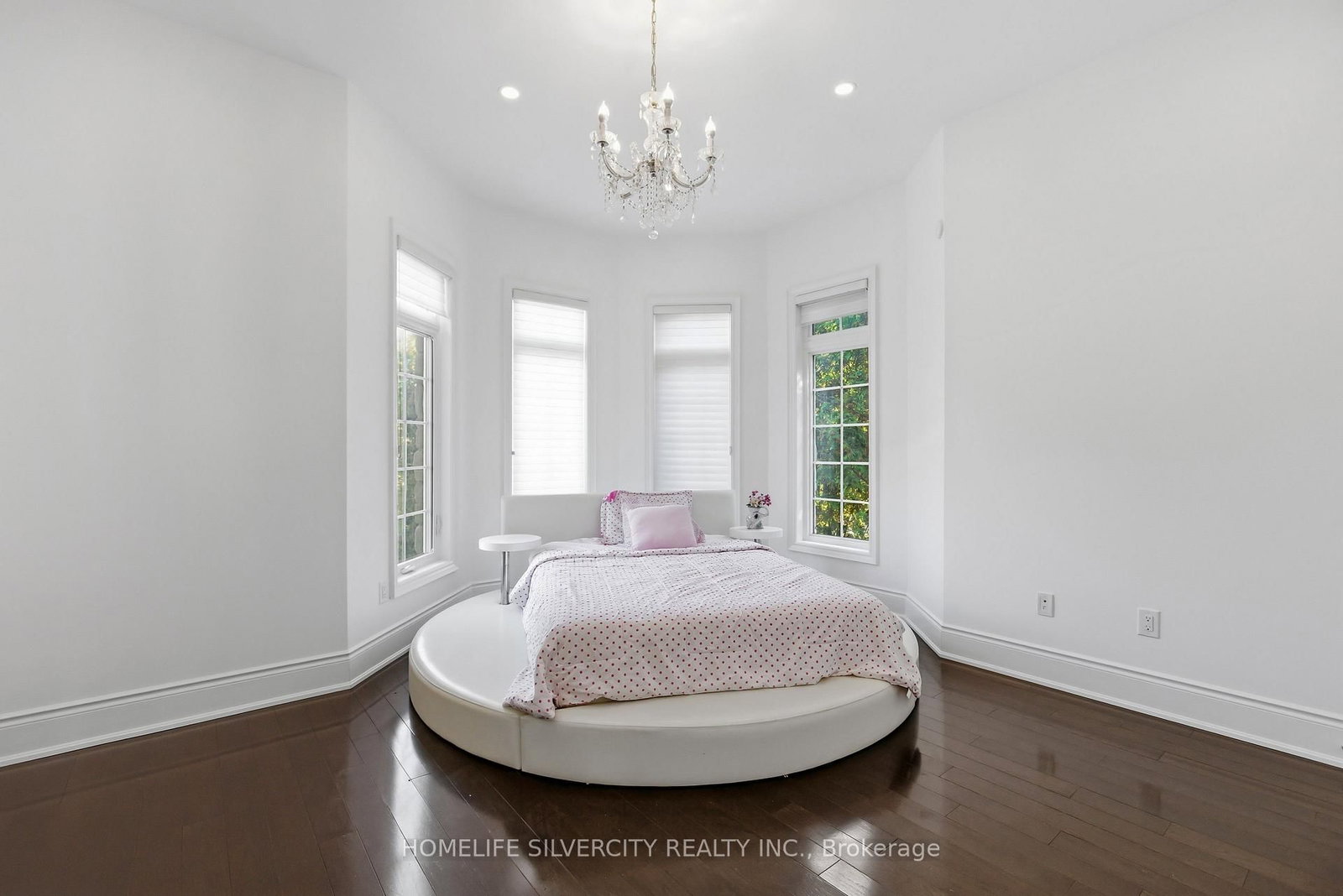 492 Rougemount Drive • Pickering, ON photo 34