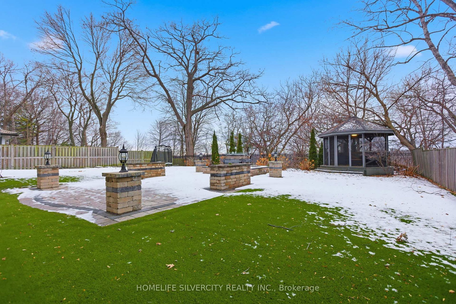 492 Rougemount Drive • Pickering, ON photo 37