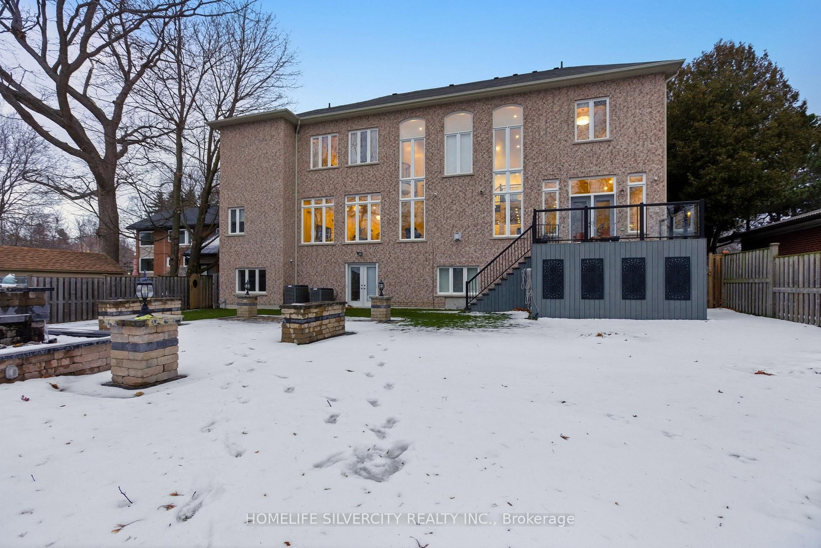 492 Rougemount Drive • Pickering, ON photo 38