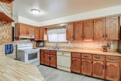 297 Linden Street — photo 5