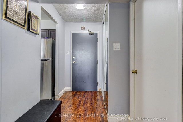 811 - 330 Mccowan Road