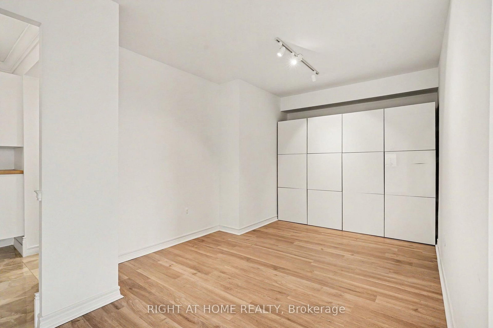 228 Bonis Avenue • #1612 • Toronto, ON photo 23
