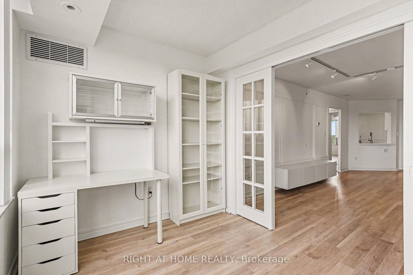 228 Bonis Avenue • #1612 • Toronto, ON photo 27