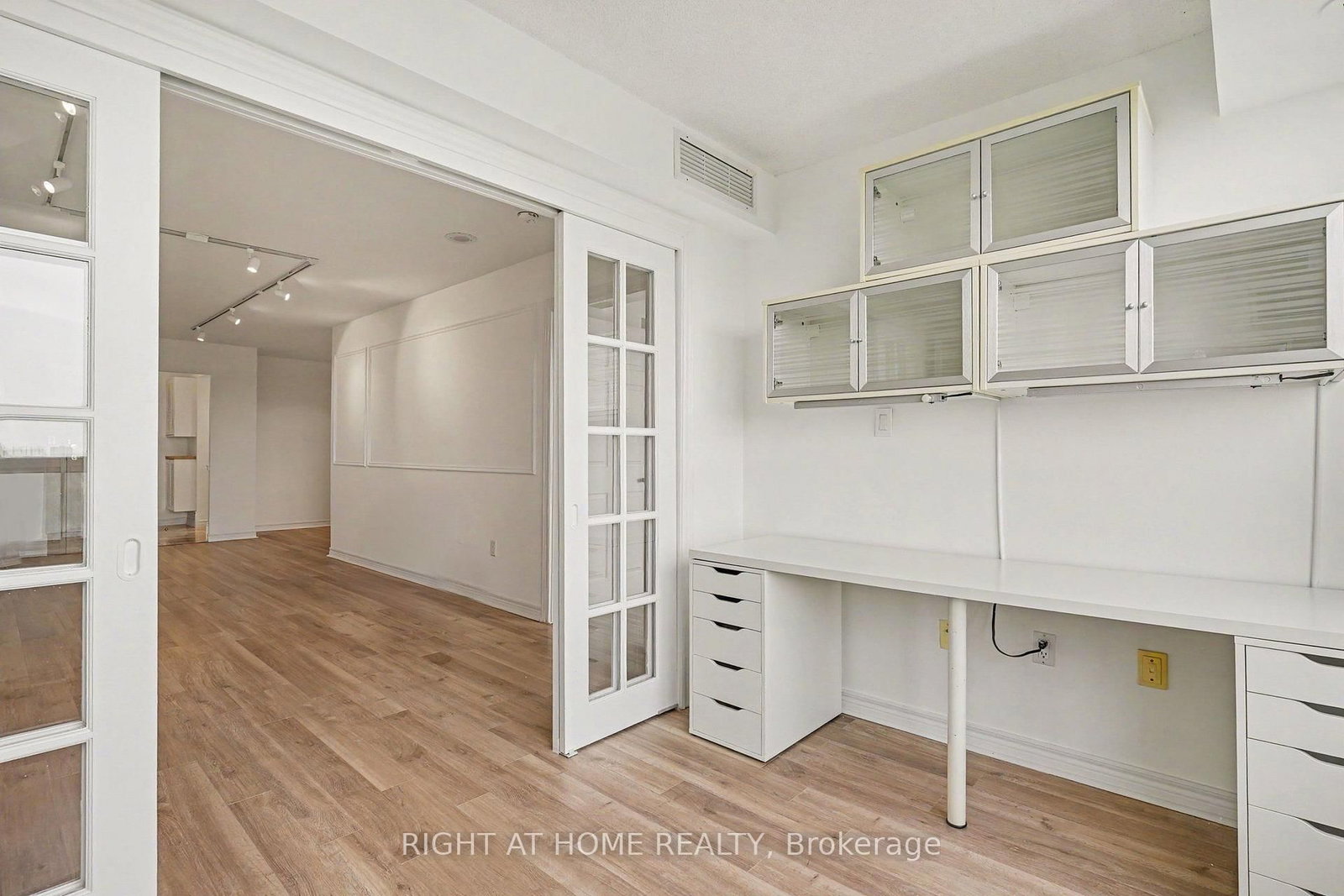 228 Bonis Avenue • #1612 • Toronto, ON photo 28