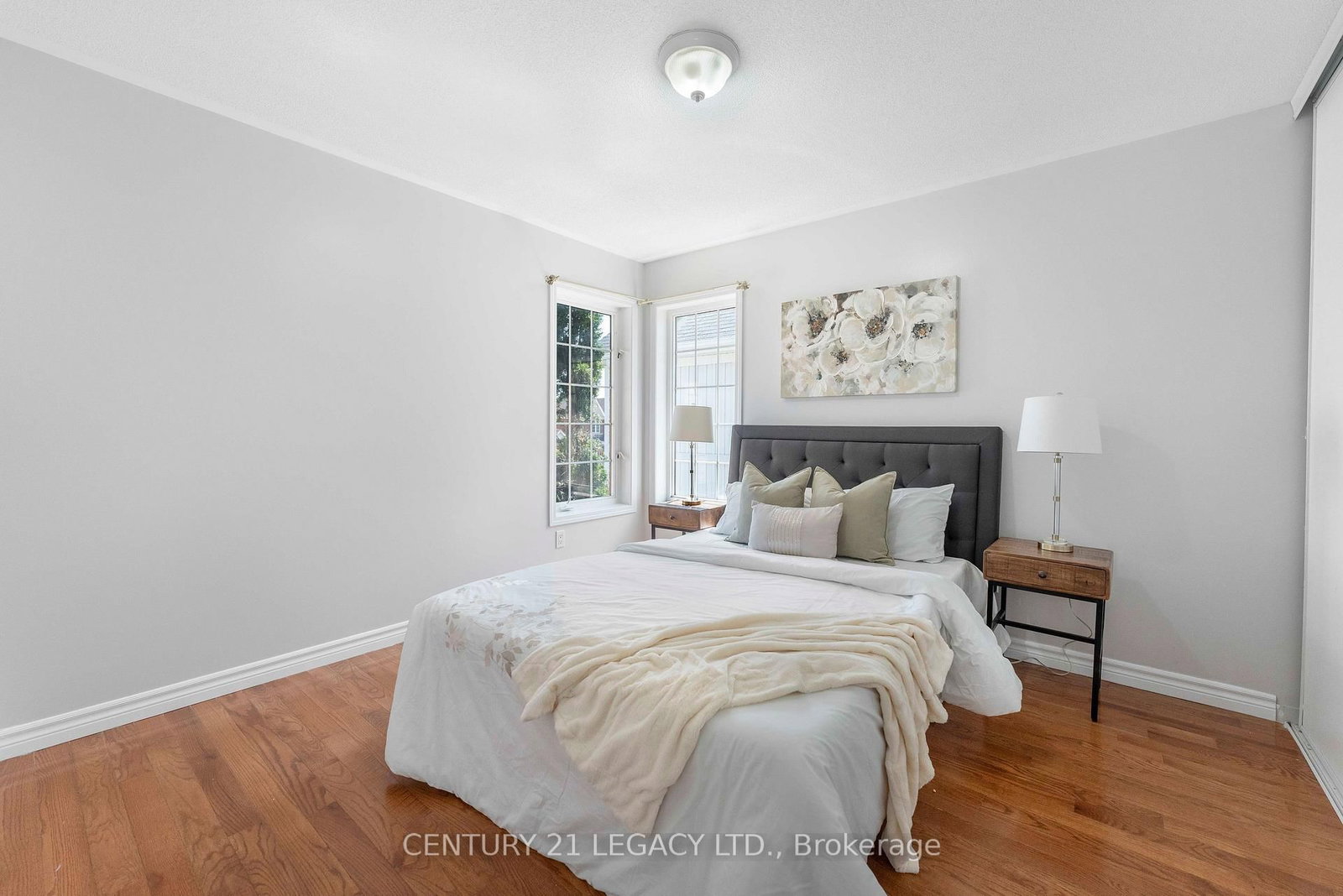 1296 Tall Pine Avenue • Oshawa, ON photo 18