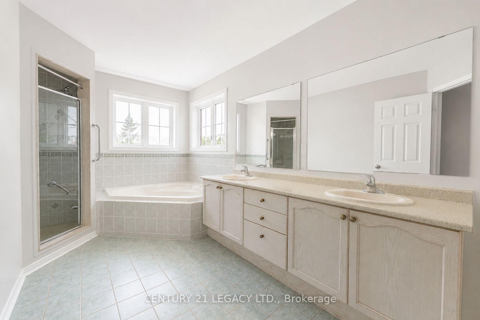 1296 Tall Pine Avenue • Oshawa, ON photo 22
