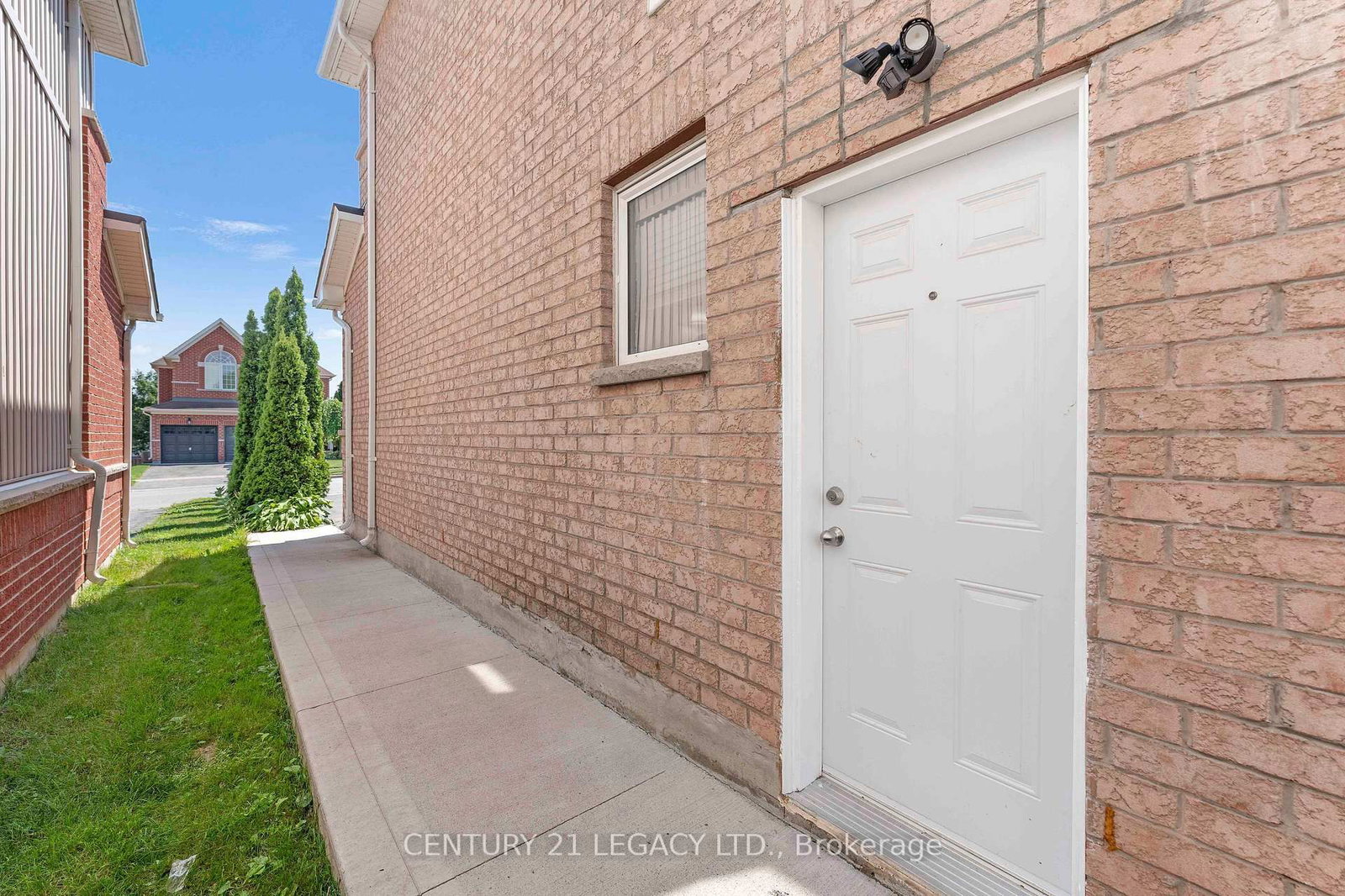 1296 Tall Pine Avenue • Oshawa, ON photo 50