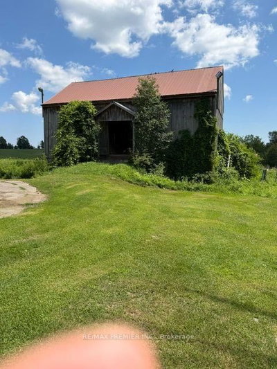 4615 Thertell Road • Clarington, ON photo 2